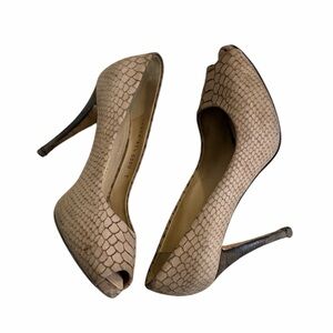 Giuseppe Zanotti Authentic Beige Snakeskin Leather Peep-Toe High Heels Pumps